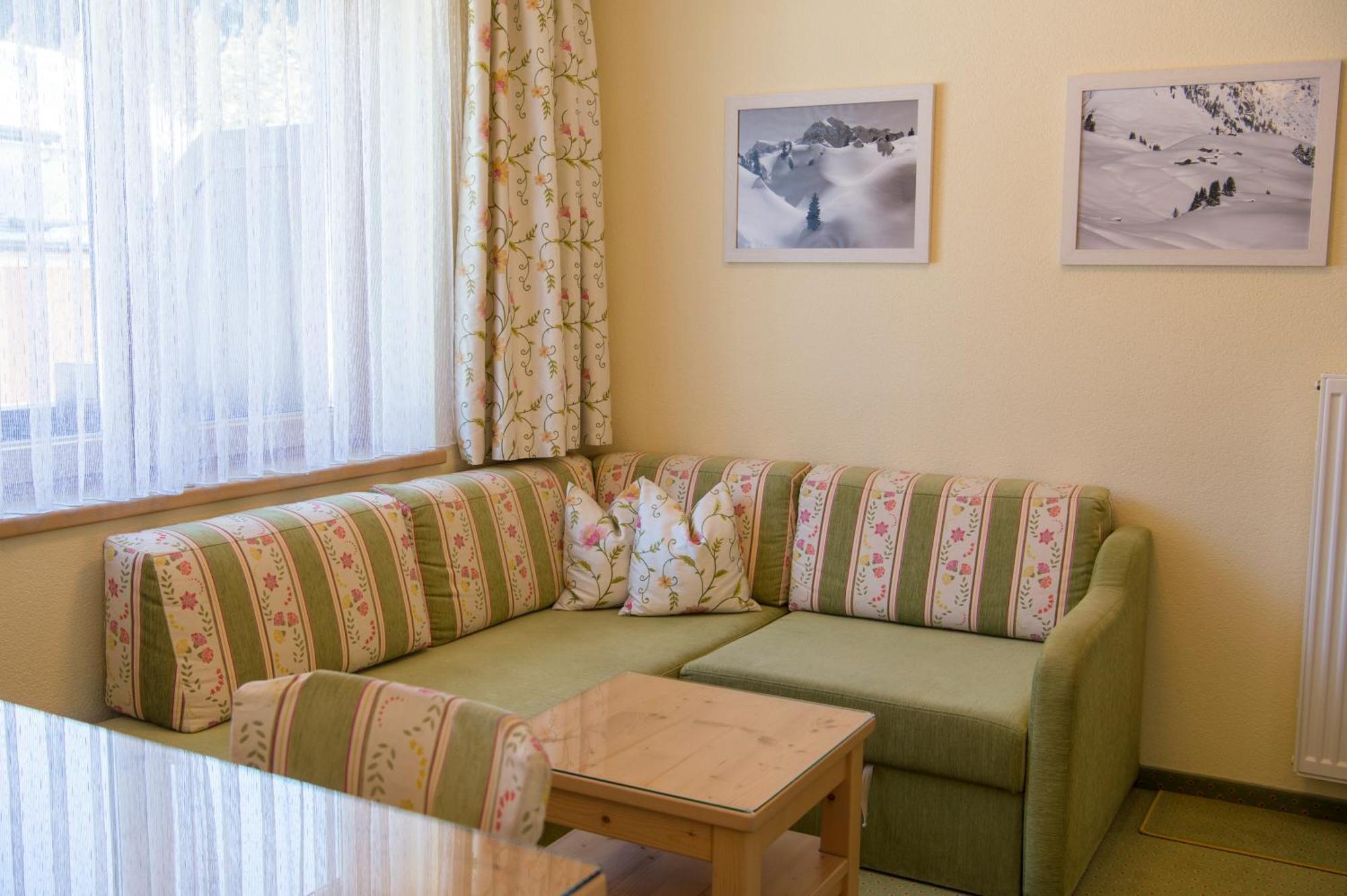 Pension Daniel Lech am Arlberg Quarto foto